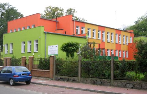 Budynek Przedszkola nr 1 w Dębnie po termomodernizacji